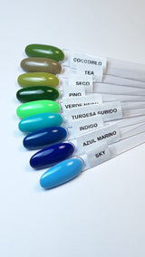 Colección de 9 esmaltes azules y verdes