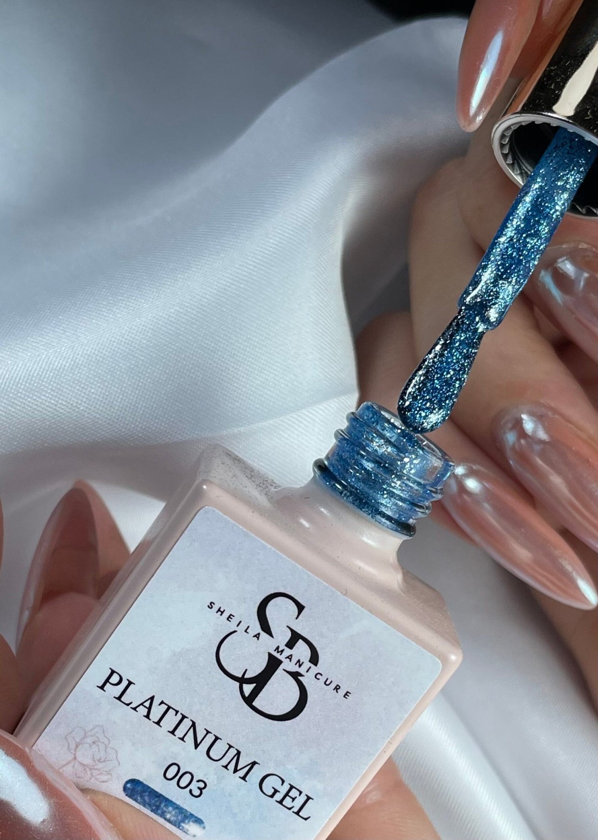 Esmalte de gel PLATINUM AZUL FUERTE