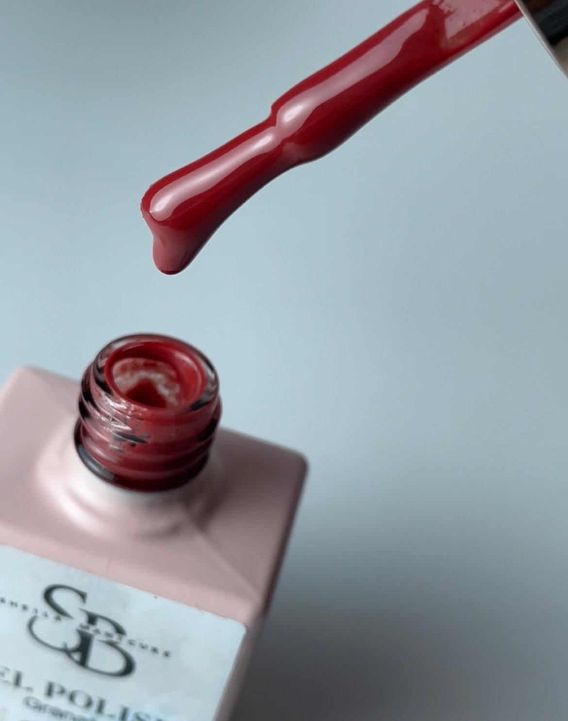 Gel polish granate