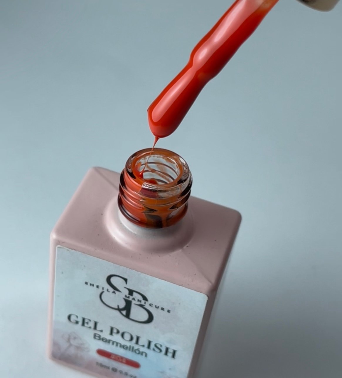 Gel polish bermellón