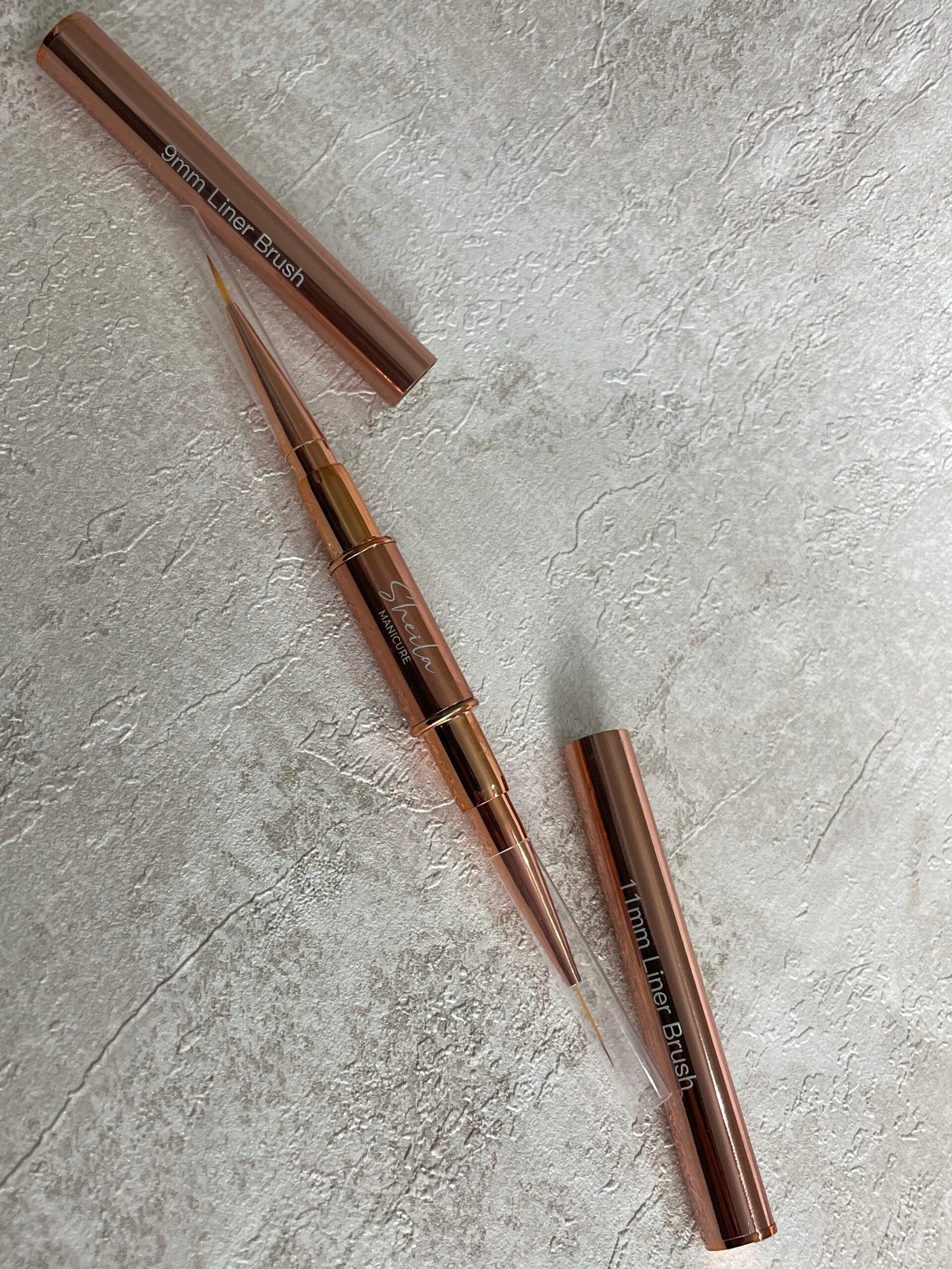 Pincel doble punta liner 9mm + 11mm
