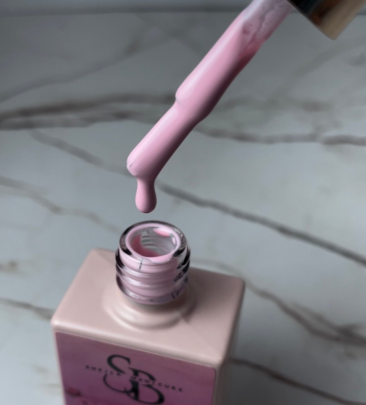 Esmalte rosa, pastel intermedio