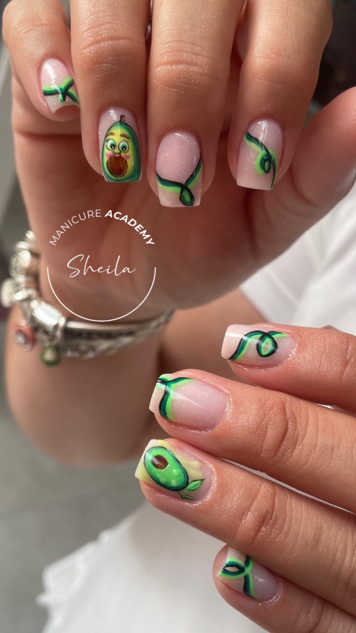 Nail art con aguacate de Sheila Manicure Academy
