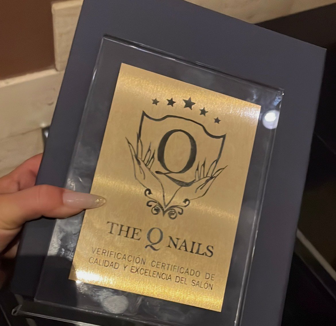 Certificado de calidad THE Q NAILS